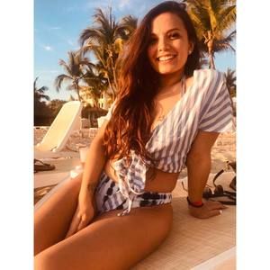 Meet your Posher, Andrea